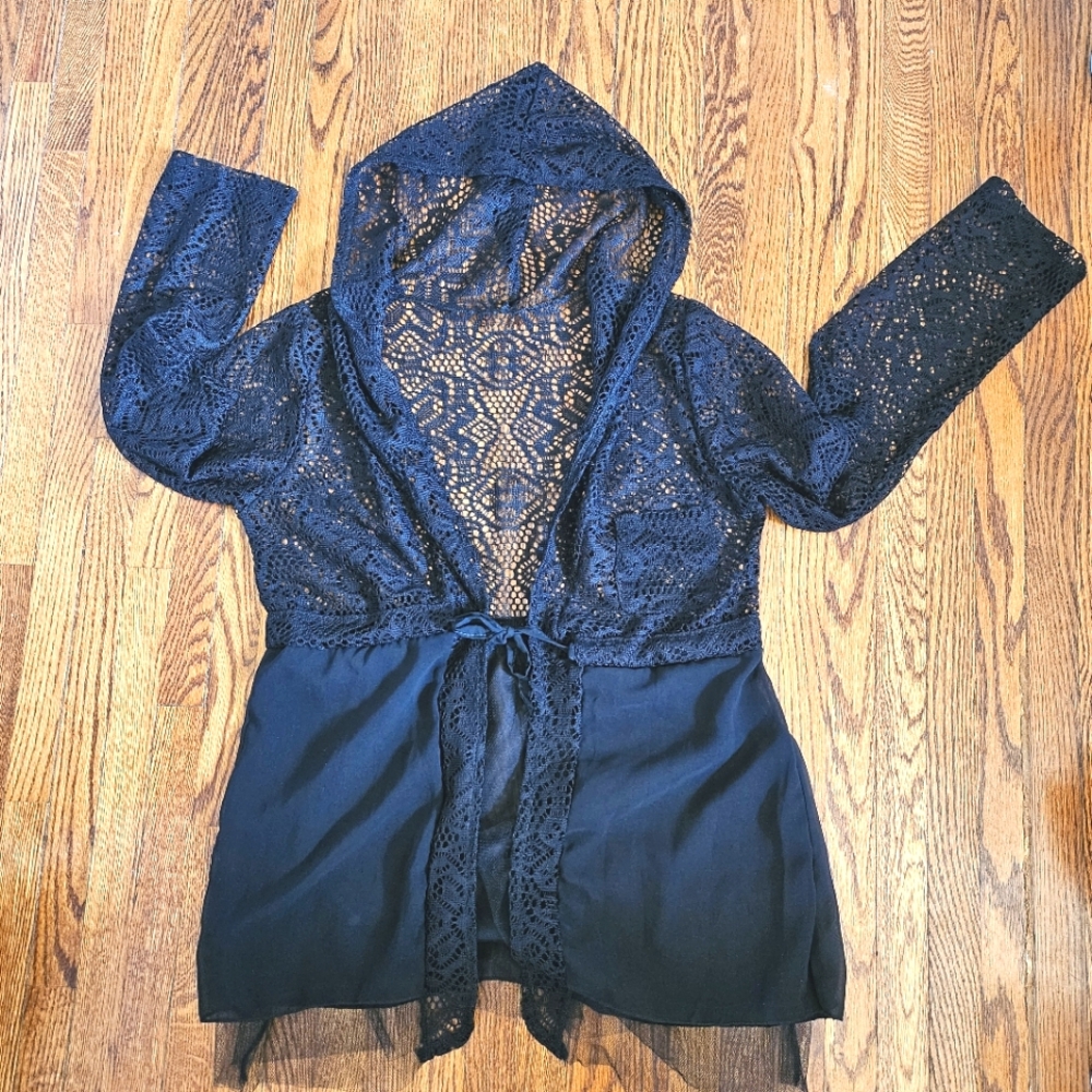 Sheer guipure lace hooded cardigan size Small chiffon black top bow tie front
